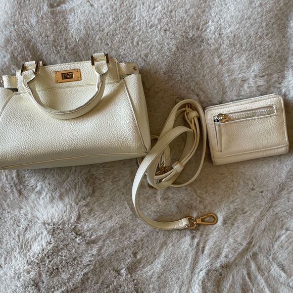 White little purse - Picture 7 of 8